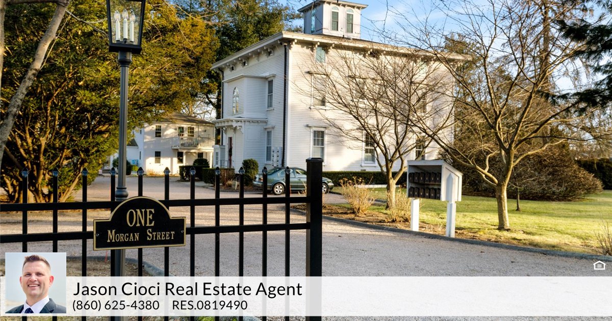 1 St, Unit 3, Pawcatuck, CT 06379